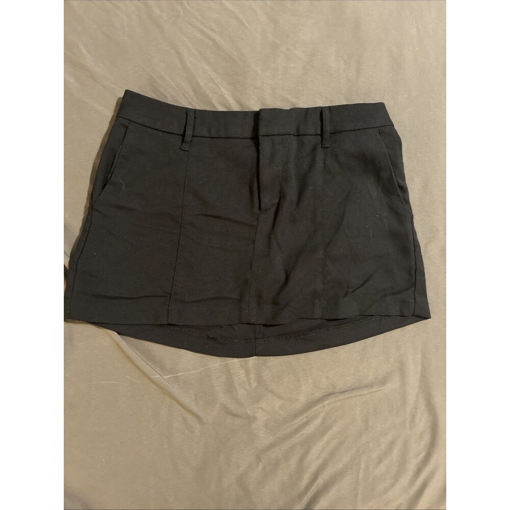 Hollister Black Flat Front Mini Skort Sz Med Pockets Belt Loops